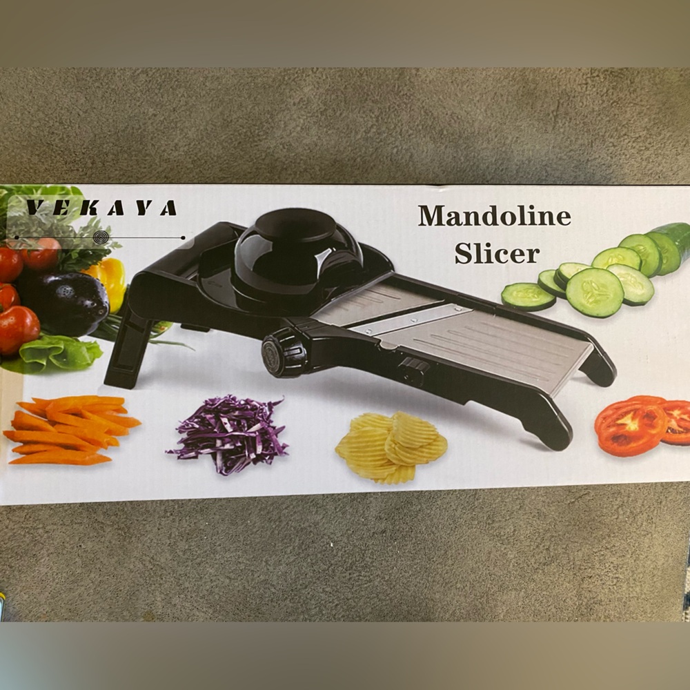 NWT mandolin slicer!